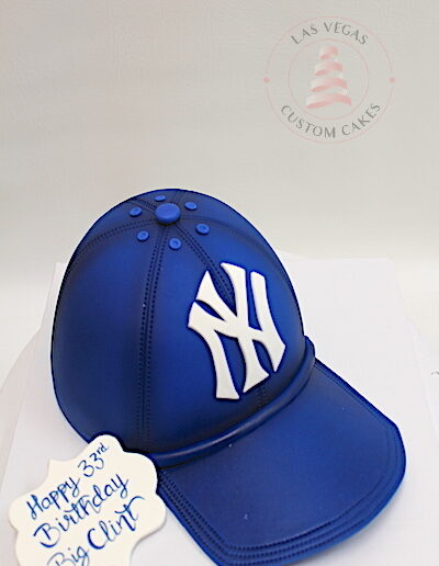 Yankee Fitted Hat And Jersey Cake 